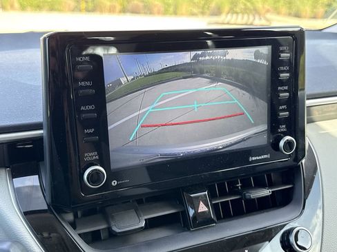 Used 2022 Toyota Corolla LE image 24