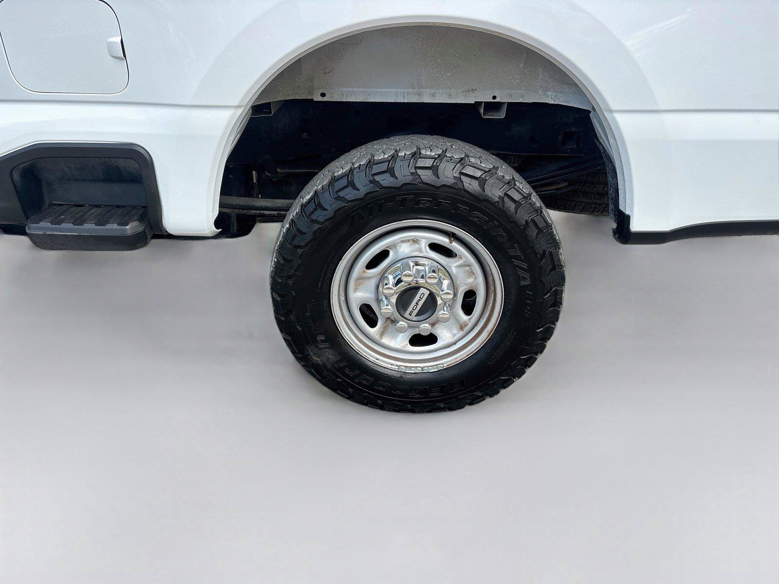 Used 2023 Ford F250 XL w/ FX4 Off-Road Package AWD/4WD image 29