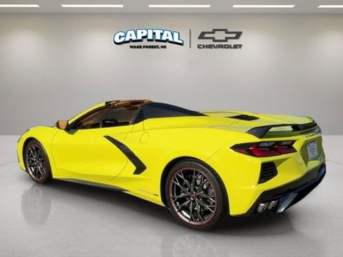 Used 2023 Chevrolet Corvette Stingray Premium Conv w/ Z51 Performance Package image 3