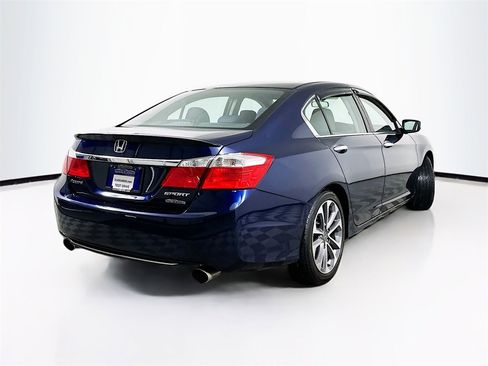 Used 2015 Honda Accord Sport image 7