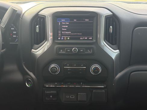 Used 2024 Chevrolet Silverado 1500 Custom w/ LPO, Dark Essentials Package AWD/4WD image 19