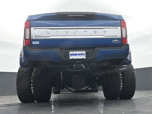 Used 2022 Ford F450 Limited image 56