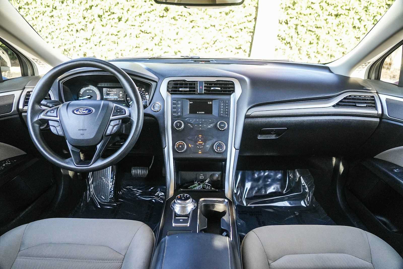 Used 2019 Ford Fusion S FWD image 12