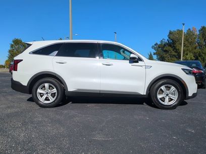 Used 2023 Kia Sorento LX