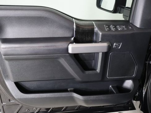 Used 2019 Ford F250 Platinum w/ Platinum Ultimate Package image 26