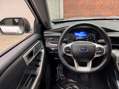 Certified 2023 Ford Explorer XLT w/ Equipment Group 202A image 13
