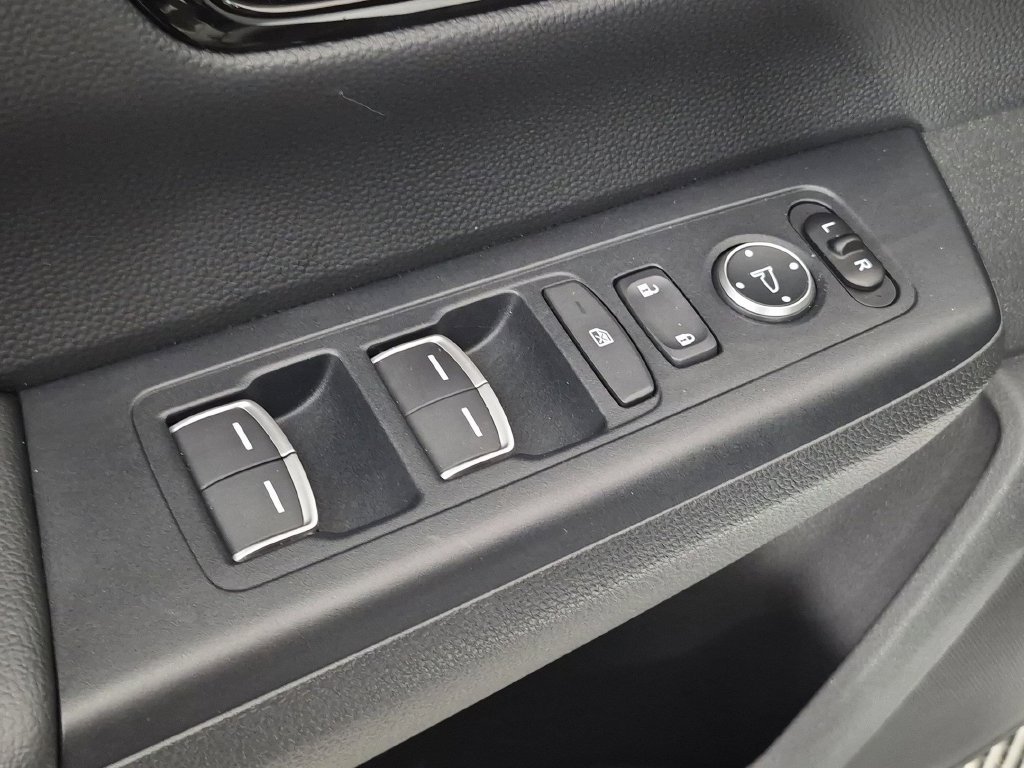 Used 2024 Honda CR-V EX-L image 14