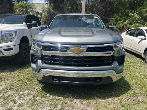 Used 2023 Chevrolet Silverado 1500 LT w/ All Star Edition Plus RWD image 2