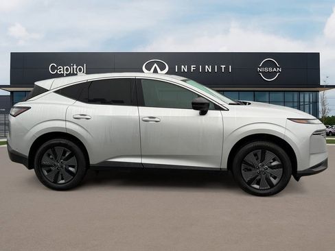 Used 2025 Nissan Murano SL image 4