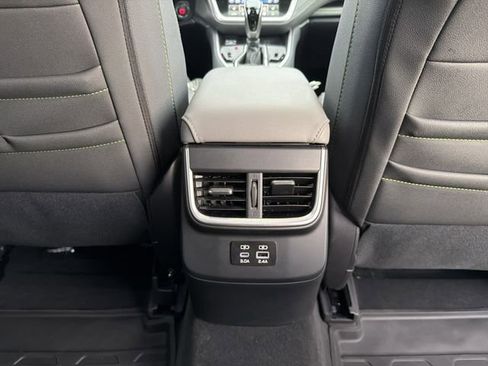 Used 2025 Subaru Outback Onyx Edition image 21