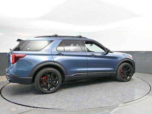 Used 2020 Ford Explorer ST w/ ST Street Pack AWD/4WD image 2