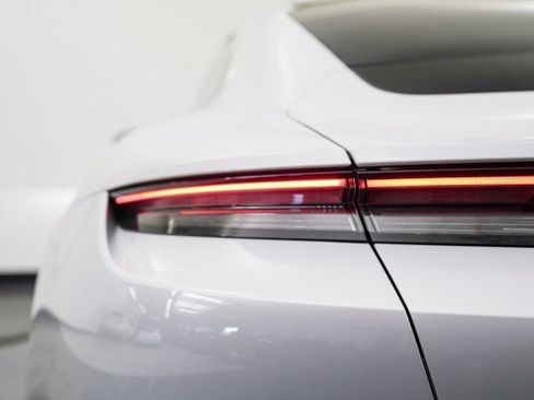 Used 2022 Porsche Taycan Turbo S image 12