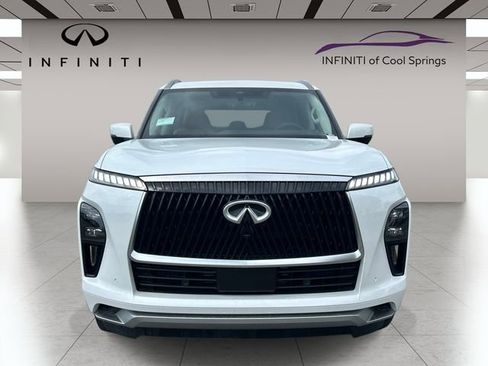 New 2026 INFINITI QX80 Luxe RWD image 2