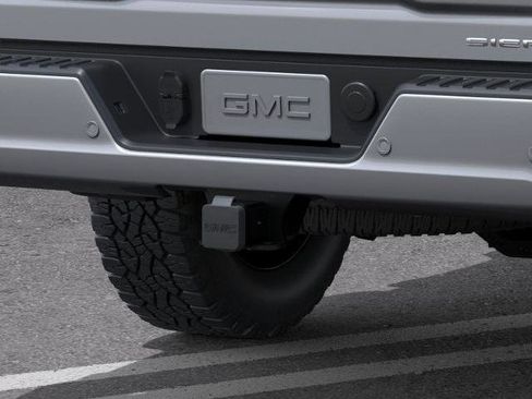 New 2026 GMC Sierra 2500 Denali w/ Denali Reserve Package image 14
