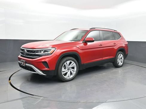 Used 2021 Volkswagen Atlas SE FWD image 2