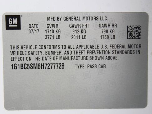 Used 2017 Chevrolet Cruze LS image 28