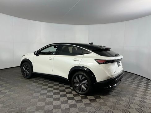 Used 2024 Nissan Ariya FWD image 8