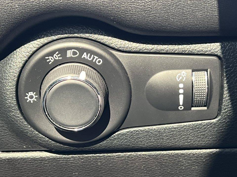 Used 2024 Dodge Durango GT AWD/4WD image 25