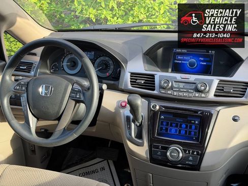 Used 2015 Honda Odyssey EX image 36