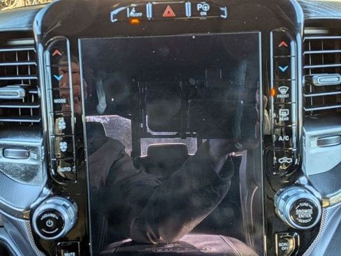 Used 2019 RAM 1500 Limited image 27