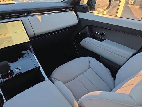 New 2026 Land Rover Range Rover Sport SE image 21