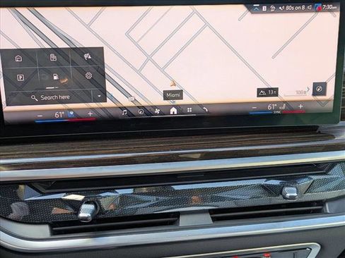 Used 2025 BMW X5 xDrive40i w/ Climate Comfort Package image 13