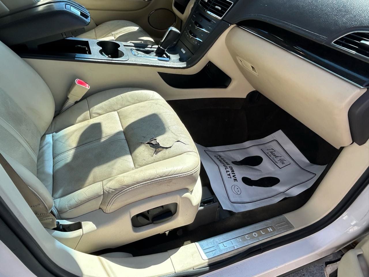 Used 2014 Lincoln MKT AWD w/ Equipment Group 201A image 12