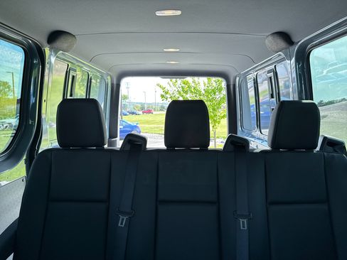 Used 2024 Mercedes-Benz Sprinter 2500 image 7