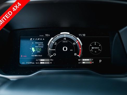 Used 2024 Toyota Tundra Limited AWD/4WD image 15