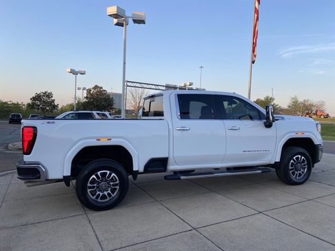 Used 2024 GMC Sierra 2500 SLT w/ Texas SLT Premium Package image 12