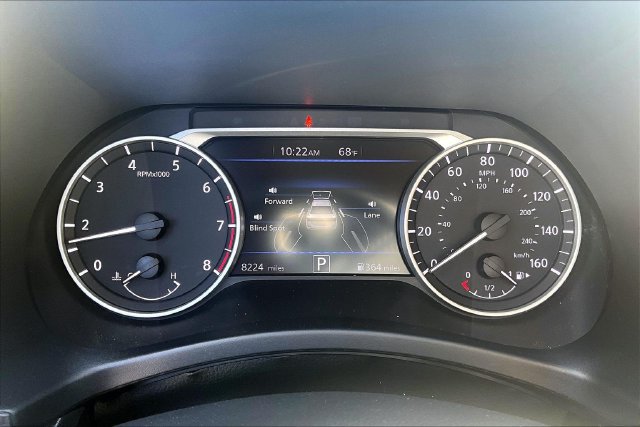 Used 2025 Nissan Sentra SV w/ SV Premium Package FWD image 13