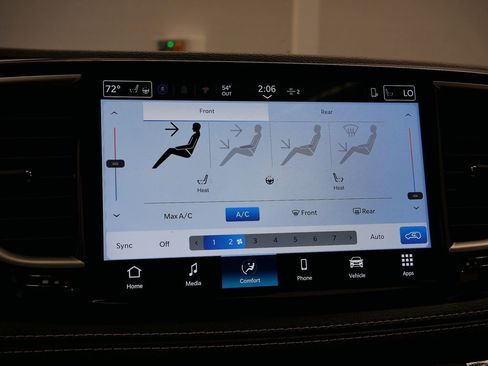 New 2026 Chrysler Pacifica Select AWD/4WD image 32