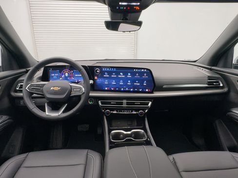 New 2026 Chevrolet Traverse LT w/ Sun and Wheel Package image 17