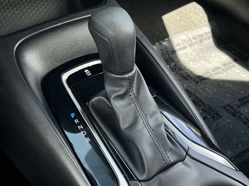 Used 2023 Toyota Corolla LE image 17