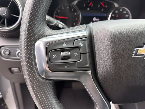 Used 2025 Chevrolet Blazer LT AWD/4WD image 19