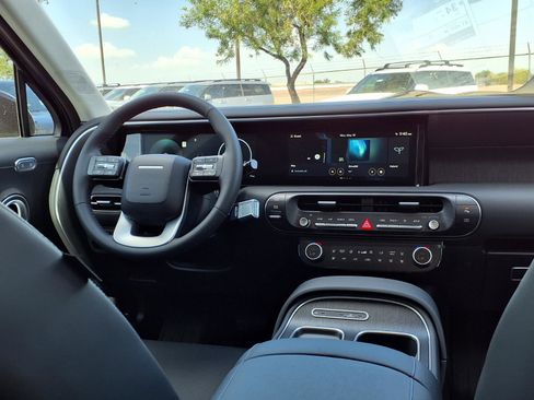 New 2026 Hyundai Palisade SEL Premium FWD image 10