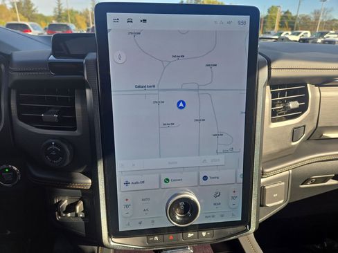 Certified 2024 Ford Expedition Max Platinum image 21