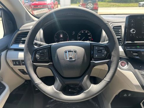 New 2026 Honda Odyssey EX-L image 14