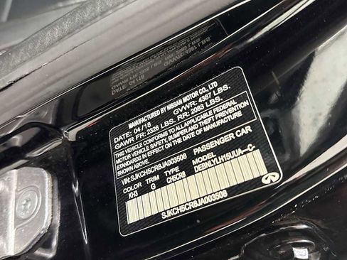 Used 2018 INFINITI QX30 AWD image 11