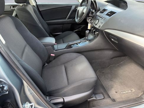 Used 2012 MAZDA MAZDA3 i Sport image 13
