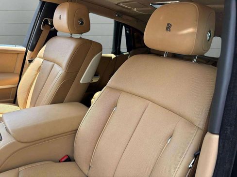 Used 2019 Rolls-Royce Phantom Sedan image 33