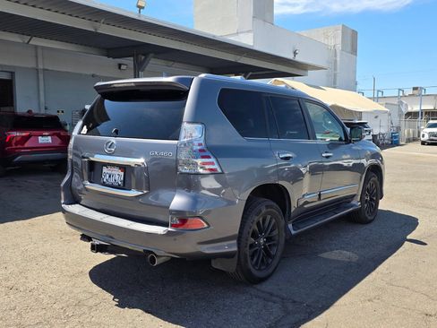 Used 2016 Lexus GX 460 w/ Premium Package AWD/4WD image 7