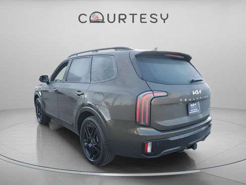 Used 2024 Kia Telluride SX Prestige X-Line image 3