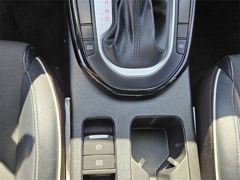 Used 2023 Kia Forte GT-Line w/ GT-Line Premium Package image 21