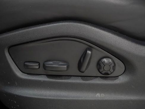 New 2025 Porsche Cayenne S image 24