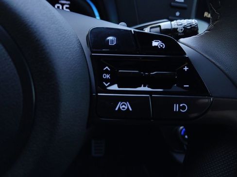 New 2026 Hyundai Elantra Sport FWD image 18
