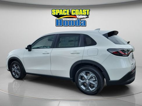 New 2026 Honda HR-V LX image 11