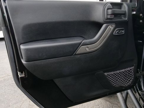 Used 2017 Jeep Wrangler Unlimited Sport w/ Quick Order Package 24S image 31