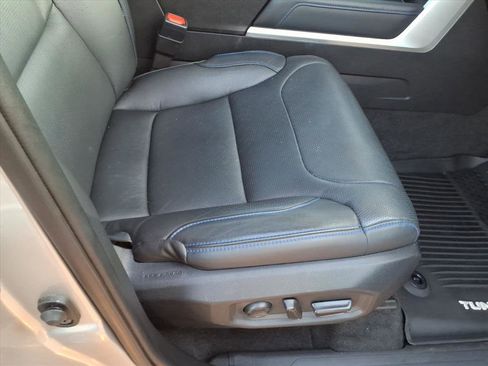 Used 2023 Toyota Tundra Platinum w/ Advanced Package image 18