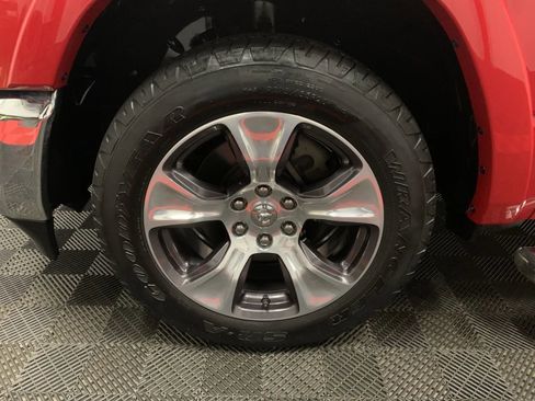 Used 2019 RAM 1500 Laramie image 11